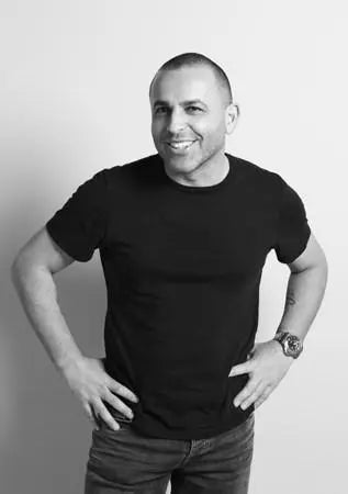 Lorenzo Agius Totally Exposed by Melanie Abrams - Global Images USA