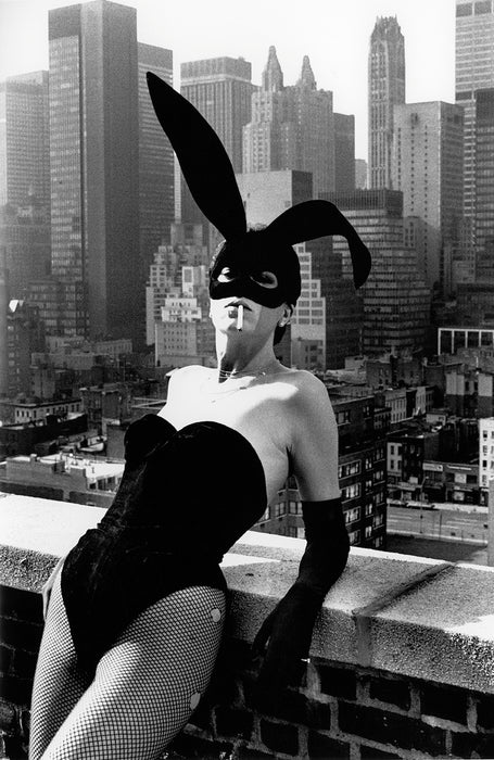 "Elsa Peretti II, New York 1975" 16x20 Vintage Silver Gelatin Print by Helmut Newton Photography