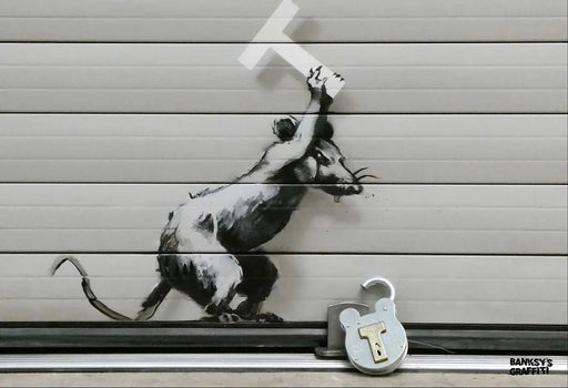 Padlock Rat Brexit Artwork, Heathrow 2019  by Banksy's Graffiti