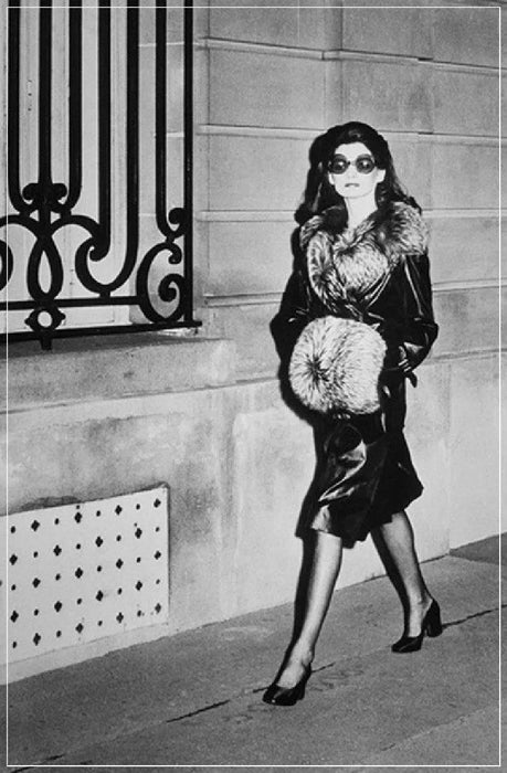 "Comme Jackie O, Paris 1975" 20x24 Vintage Silver Gelatin Print by Helmut Newton Photography