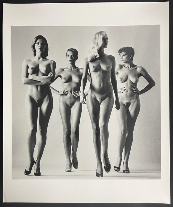 "Sie Kommen, Paris, 1981 (Nude)"by Helmut Newton 20x24 Vintage Silver Gelatin Print - Helmut Newton