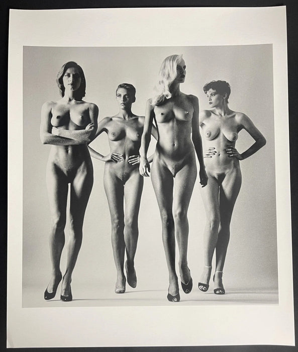 "Sie Kommen, Paris, 1981 (Nude)"by Helmut Newton 20x24 Vintage Silver Gelatin Print - Helmut Newton