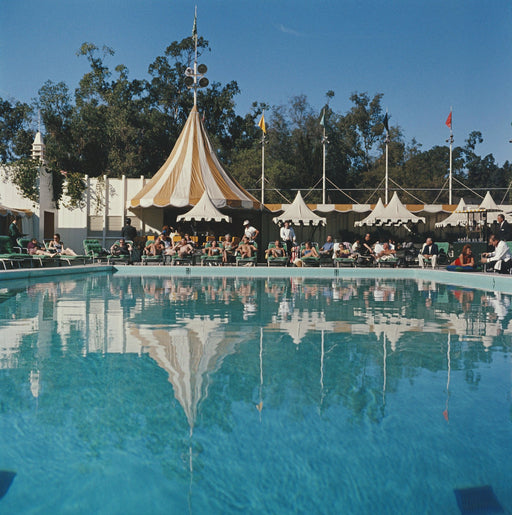 Beverly Hills Hotel Pool #1 of 150 Rare First Edition Framed C-print 1/150 by Slim Aarons - Slim Aarons
