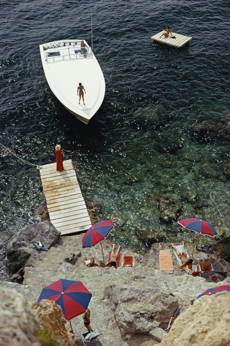 "Coming Ashore" 30x40 Perspex Acrylic Getty Images Collection by Slim Aarons Photography - Slim Aarons