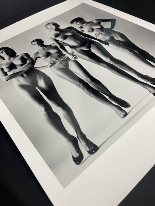"Sie Kommen, Paris, 1981 (Nude)"by Helmut Newton 20x24 Vintage Silver Gelatin Print - Helmut Newton